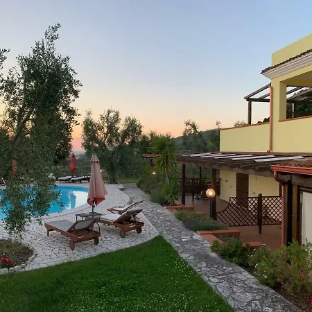 Parco Dei Limoni * פסקיצ'י